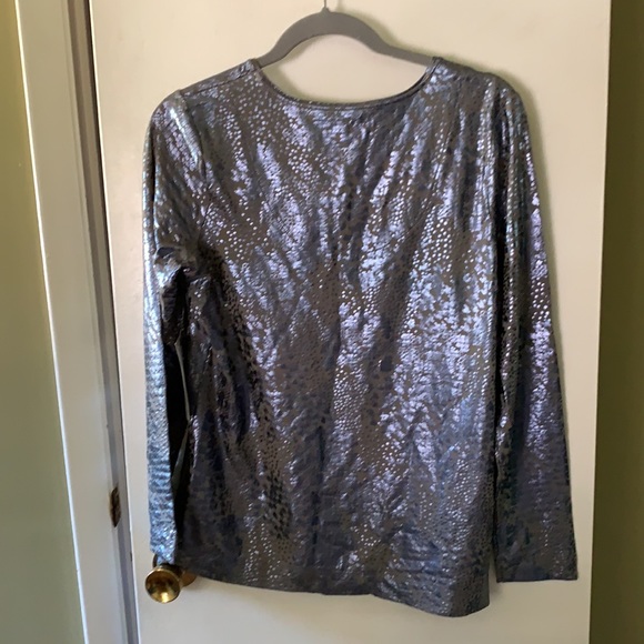 Chico’s top long sleeve - Picture 2 of 6